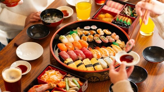 正月料理は食べたくない…40代女性、高齢母の作る「山盛りのご馳走」を前に感じるジレンマの正体