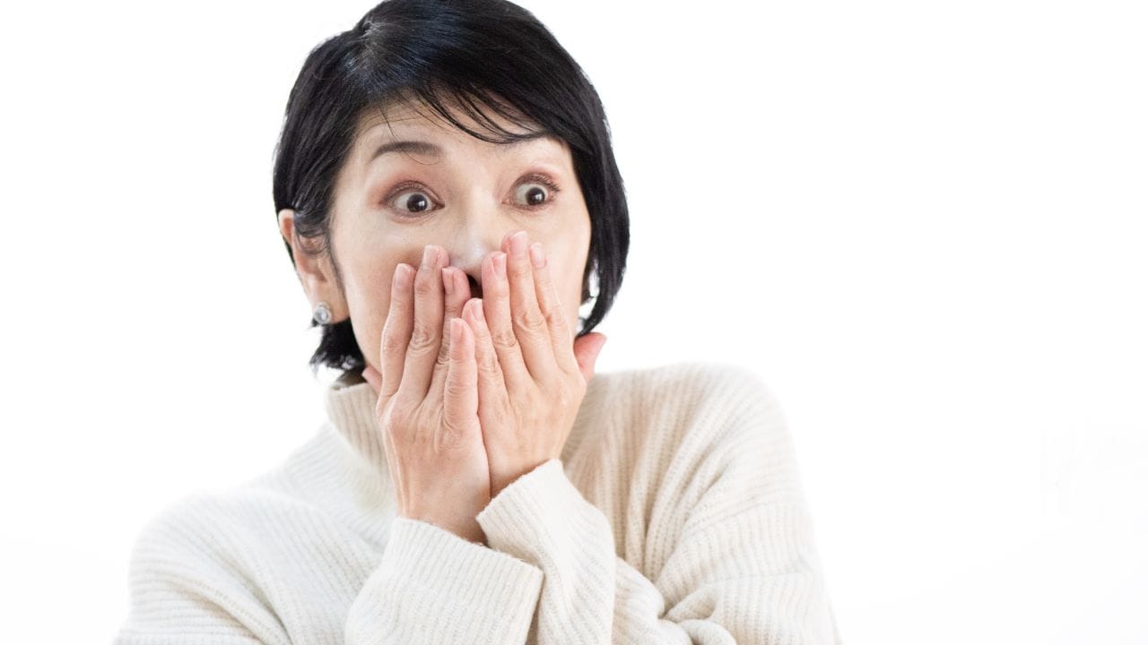 「先に逝くなんて考えていなかった」…年金月32万円・貯蓄3,000万円でも足りない「子のいない65歳夫婦」が見落としていた「遺族年金の現実」