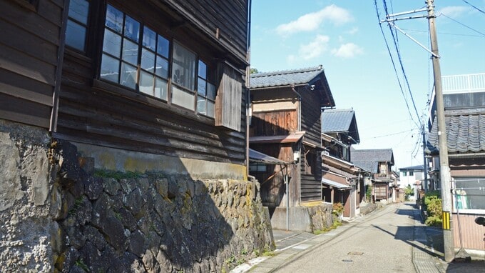 現代アートの考え方を根本から覆す！「工芸」の圧倒的な存在感