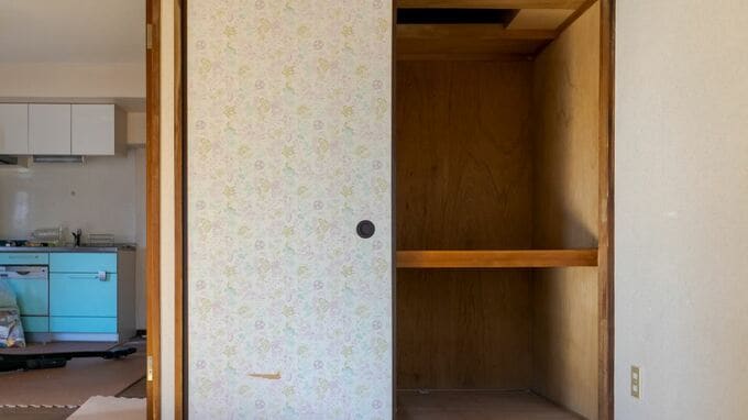 「遺言なんて必要ない」と笑った父…亡くなった数日後、押し入れ奥から出てきた〈現金1,000万円〉と家族の混乱