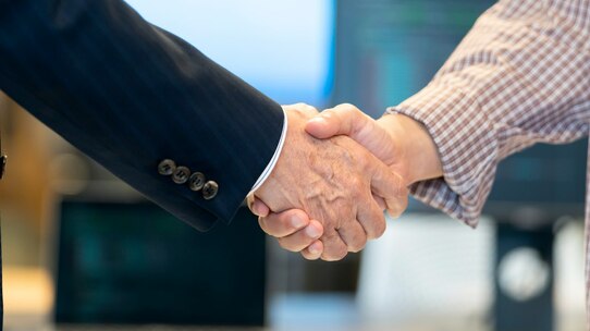最も倒産リスクが高い「創業後6ヵ月間」を乗り越える「一手」