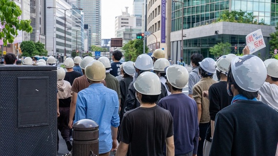 世界が絶賛する「日本では暴動が起きない」社会の最大の弱点