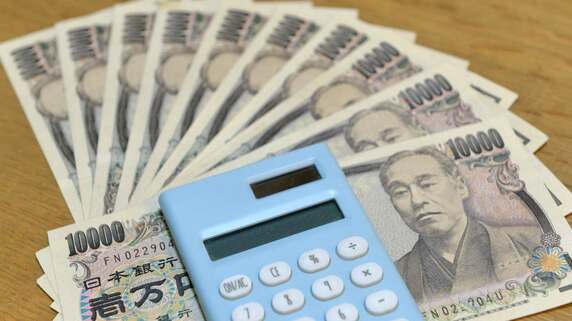 〈仏間の床下から現金6,000万円〉歓喜の46歳サラリーマンが、1年後に“追徴課税1,800万円”で絶叫した理由