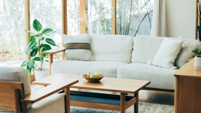 「落ち着けない部屋」の原因は、家にあふれる“意外なもの”だった!?…気をつけた方がいい3つの場所 | THE GOLD 60