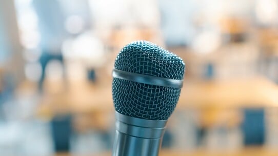 リーダーに必要な「共感」を生み、人を動かす語り方を指南