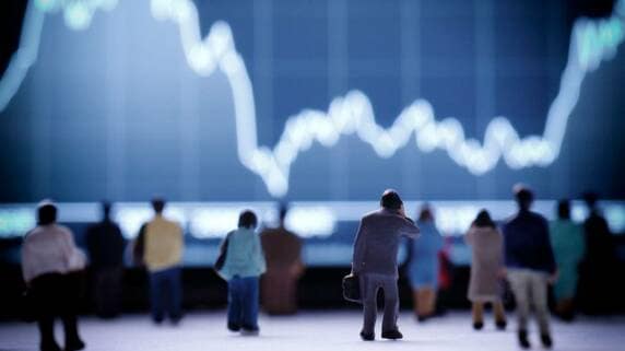 【ドル円、157円台へ】高市政権発足1ヵ月「積極財政・円安容認」の見方が影響か…為替市場のボラティリティ、依然高い状況に。今後の展望は？