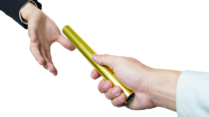 自分とまったく異なるタイプの後継者への引き継ぎ成功事例