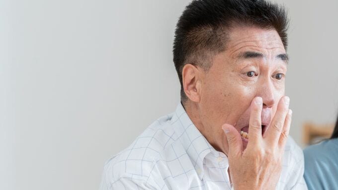 「ねんきん定期便と違うじゃないか」思わず叫んだ65歳元会社員。月16万円受け取れるはずが…振込通知で知った「衝撃の事実」