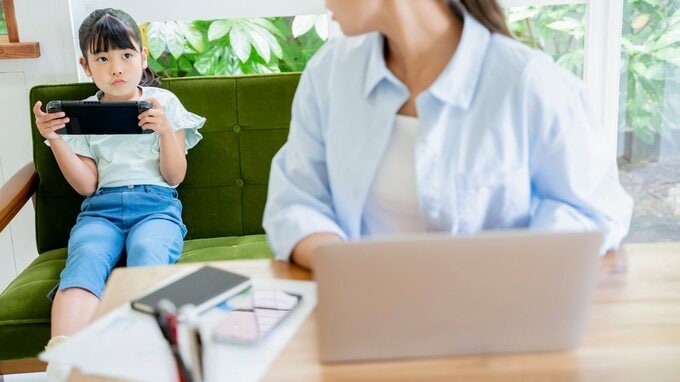 ゲームをやめない子に「もう終わりにしなさい！」と叫ぶのが“実は悪手”なワケ【教育家が解説】