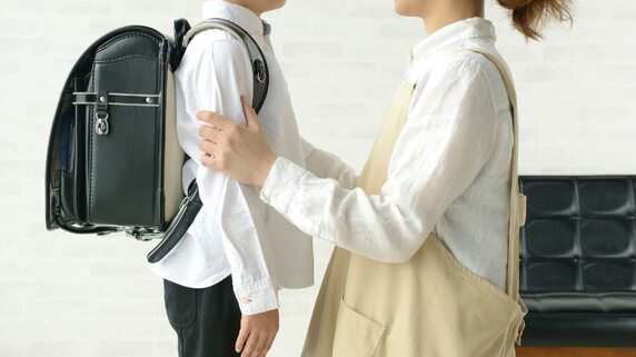 「子どもはいい子であるべきだ」と育てられた大人たちの悲しい末路