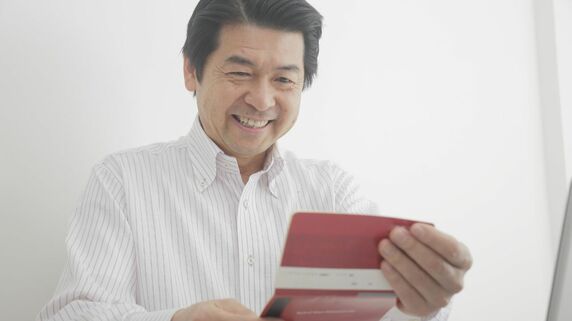 年金はアテにならないから…頑張って「1億円」貯めた、鬼の節約家の71歳・元先生。なぜかリタイア後、あっという間に「貯金がなくなった理由」【CFPの助言】