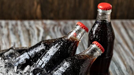 リッツ・カールトンでは「100円のコーラ」が「1000円」でも飛ぶように売れる本当の理由…多くの日本企業が知らない“値付けの魔術”