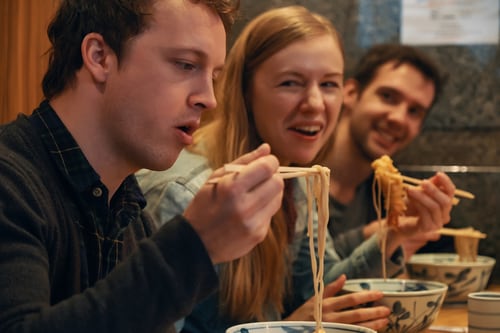 天ぷらそばは喜ばれるだろうか？ （画像はイメージです／PIXTA）