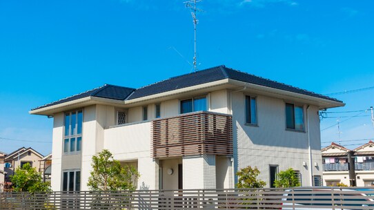 別居中の妻が住む家のローンを返済中…生活費も支払うべき?