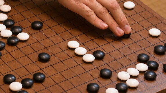 「井山裕太が監修」…囲碁講座、最強棋士も必ずパスをする理由