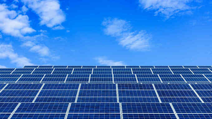 コロナ拡大で市場大荒れ…太陽光投資も「終わった」のか？
