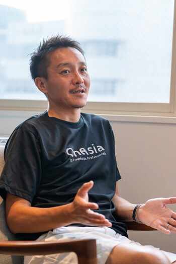 「税率が20%なら出国しない人も増えるでしょう」（柳澤）