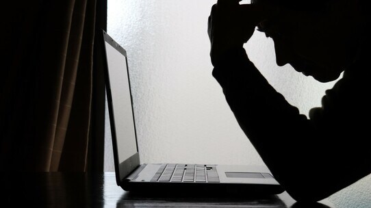 「いきなり口座凍結」…日給300万円仮想通貨トレーダーの悲鳴