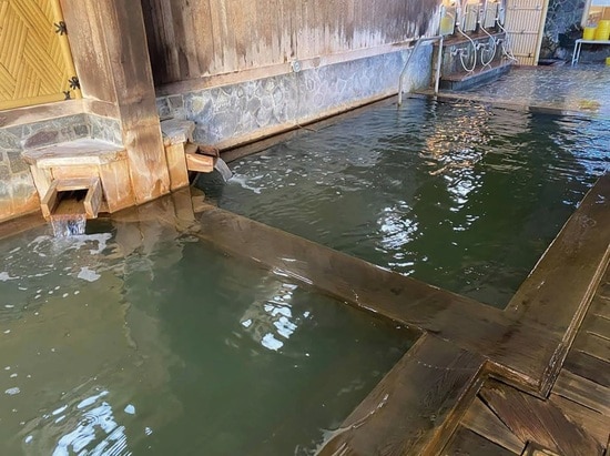 出所：『温泉博士×弁護士が厳選、とっておきの源泉かけ流し325湯』（合同出版）より抜粋