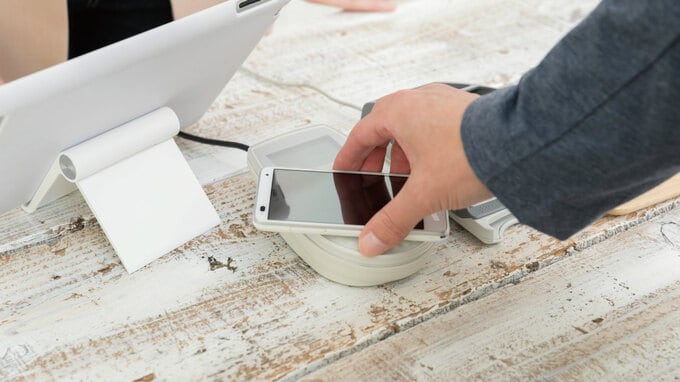 決済電子化で税優遇　関連銘柄に思惑が・・・