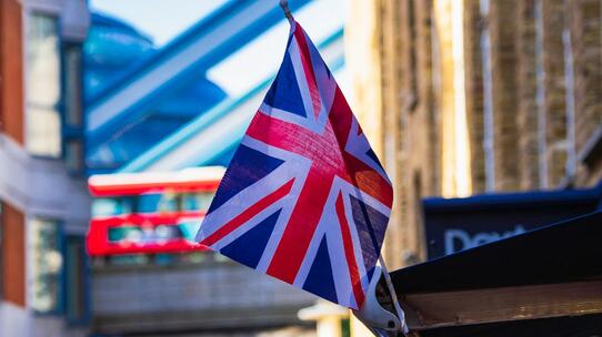 産業革命はなぜ起こったか?19世紀イギリスにあった「イノベーションを生む土壌」