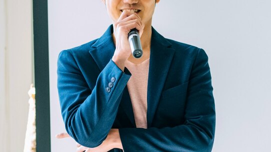 個人輸入で借金まみれのポンコツ社会人が人生を変える「運命の出会い」