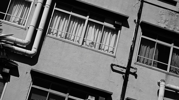 法の網をすり抜ける宗教法人売買――文化庁が危機感を示す、土地・建物を狙う“節税スキーム”の実態【元マルサの税理士が解説】