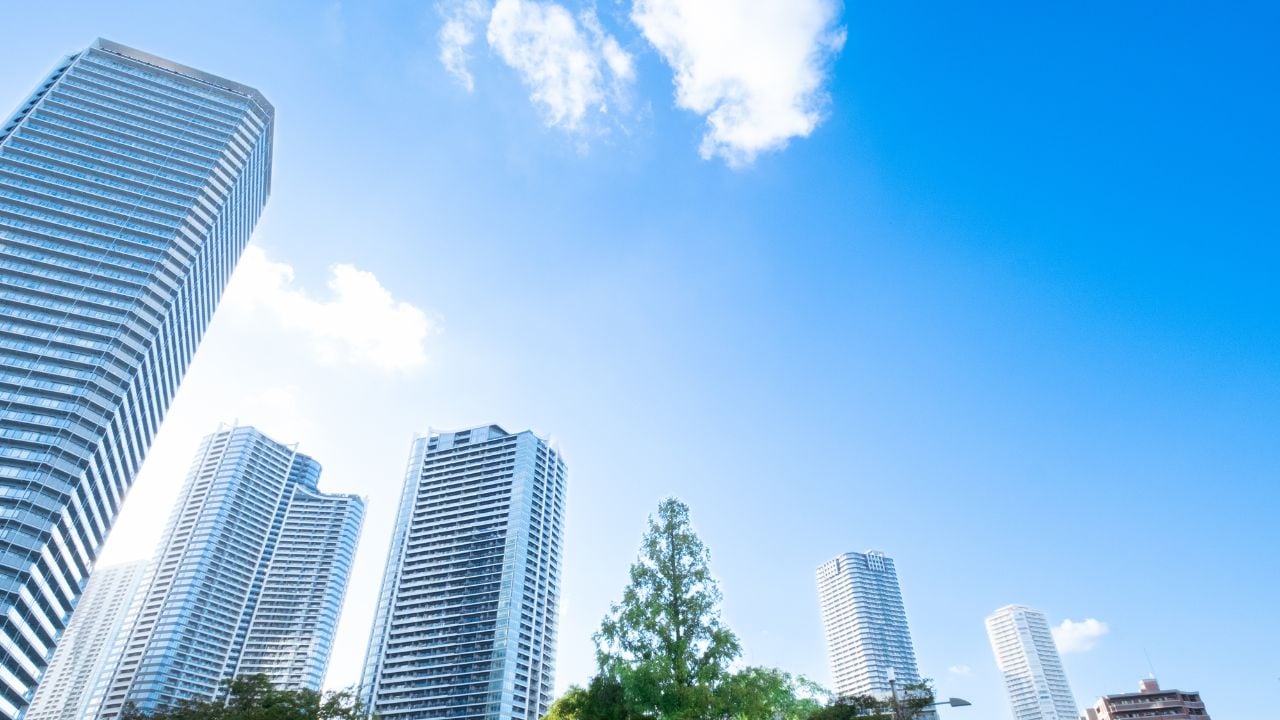 「住宅ローン完済」で天国のはずが……66歳元金融マン、東京湾岸タワマン暮らしの大誤算。維持費急騰の衝撃に「不安でたまりません」