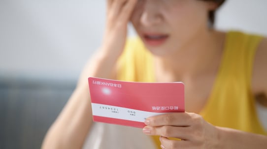 長期投資に要注意！知らぬ間に資産を減らす“落とし穴”【CFPが解説】