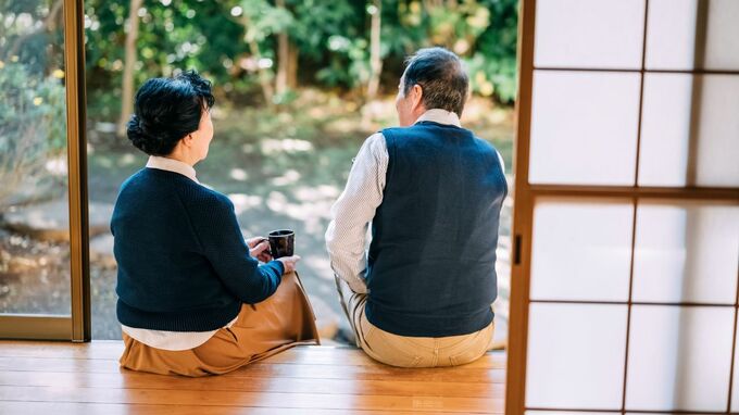 「早くもらって本当によかった…」早々にリタイア＆年金繰上げした64歳元会社員〈受給額月6万円減〉でも「微塵も後悔しない」ワケ