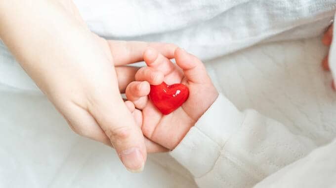 幼い子供に「財産の贈与」はできますか？【税理士が解説】