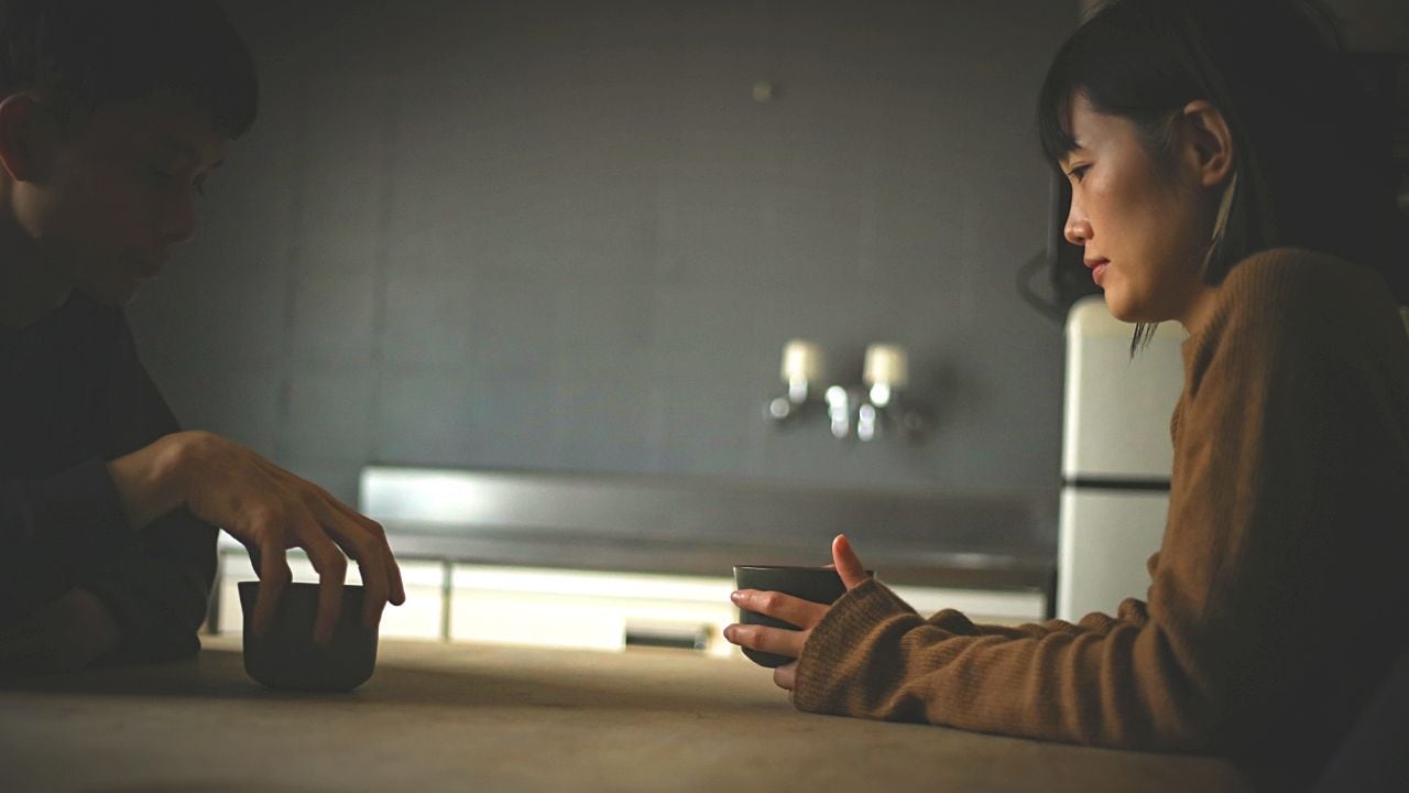  「大切な話があるんだ…」金曜夜、単身赴任の45歳夫が緊急帰宅。浮気を疑い「修羅場」を覚悟した43歳妻…震える声で告げられた「衝撃の事実」