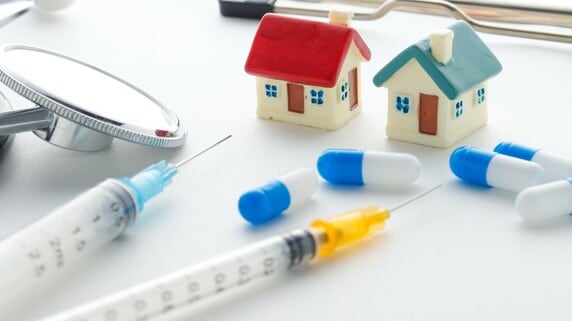 病院だけでは支えきれない！…急増する高齢者の「心不全」の問題、在宅医療が担う役割とは【医師が解説】