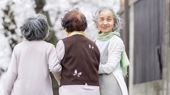 心が折れそうになったこともありました…今は〈おひとりさま〉の75歳女性。「夫の先妻の子ども」に家は遺すと決断したワケ【相続の専門家が解説】