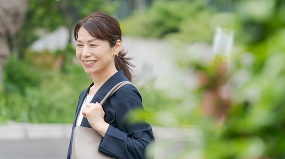 80代父の財産は1億円超だが…〈空き家の実家〉と〈赤字の駐車場〉を持て余した50代女性が「相続税0円」が実現できたワケ【相続の専門家が解説】