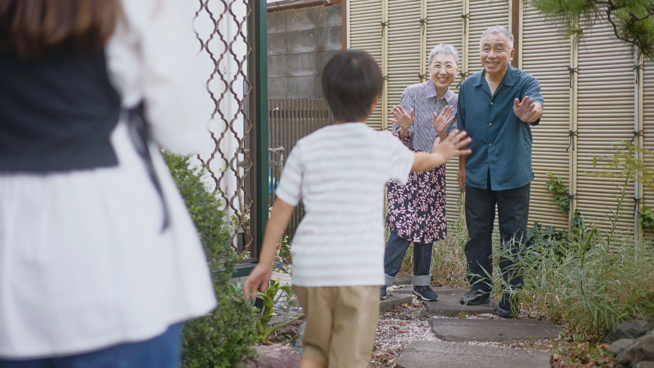 開口一番「お小遣い、くれよ！」だったこと、忘れられません…年金21万円の72歳夫婦、わかっちゃいるけど〈孫差別〉をやめられないワケ