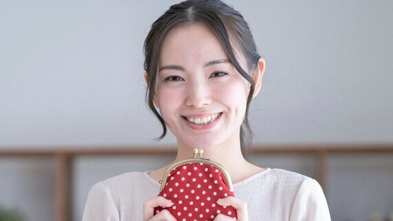節税できてお金も貯まる「貯蓄型保険と個人年金保険」…知っておきたいデメリット