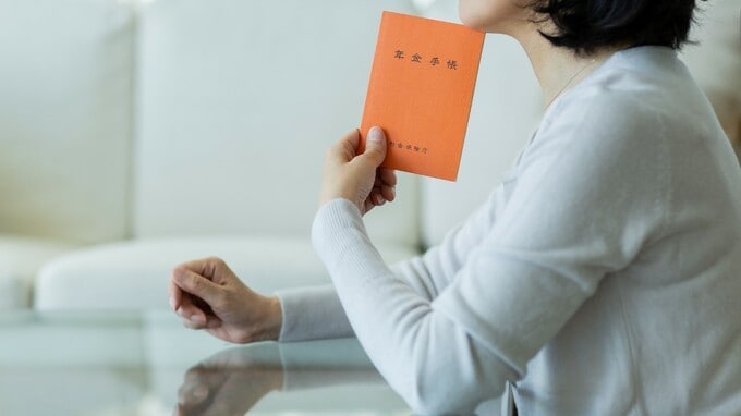 独身年金10万円の悲劇…派遣から正社員で年金倍増できるか？