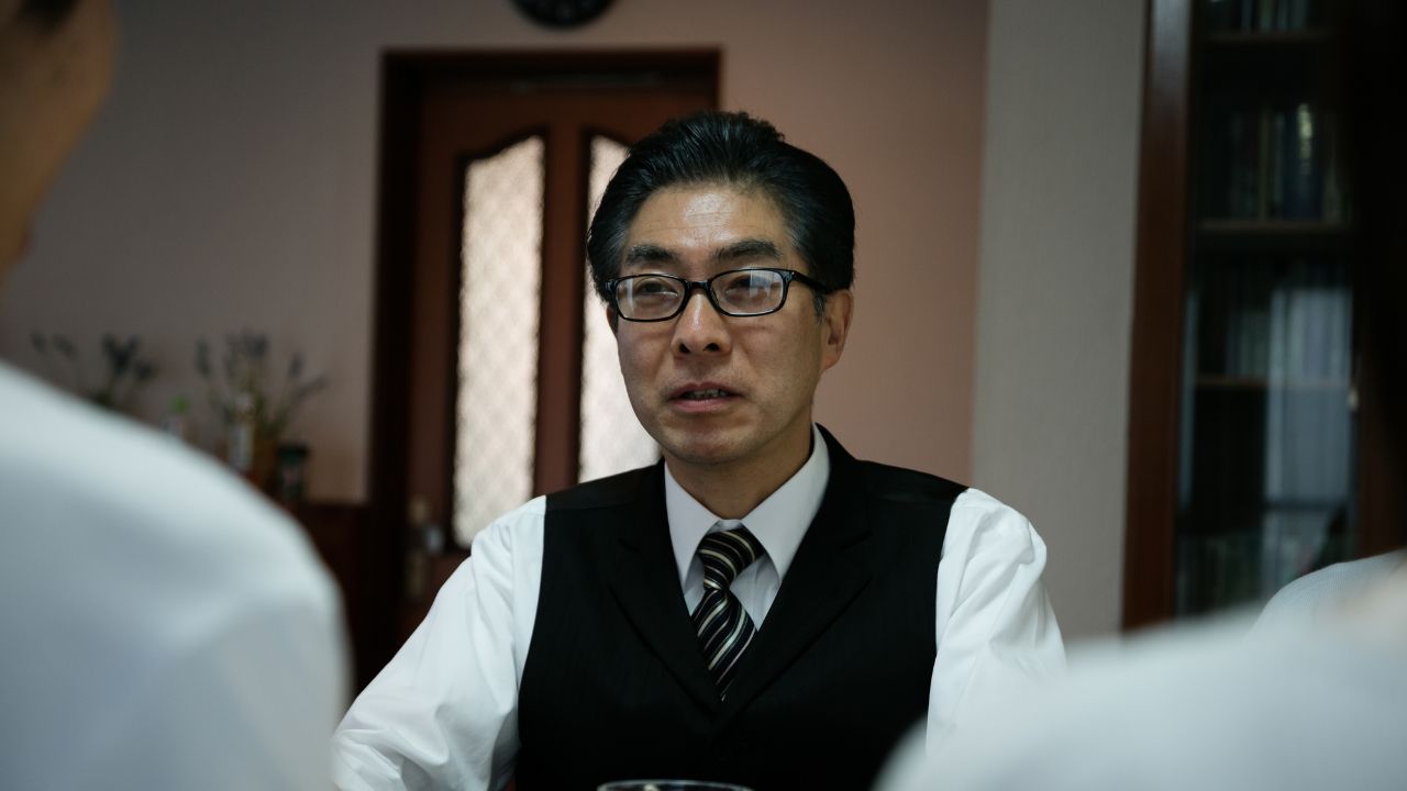 「父さん、400万円貸して」役職定年で年収1,300万円が800万円に激減の55歳父、大手商社を半年で退職・実家でブラつく無職の24歳次男の“仰天発言”に激怒も…定職に就く長男が聞き出した「残酷な真実」