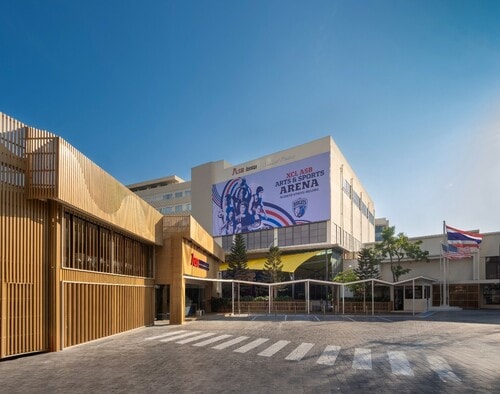 XCL American School of Bangkok Sukhumvitのゲート