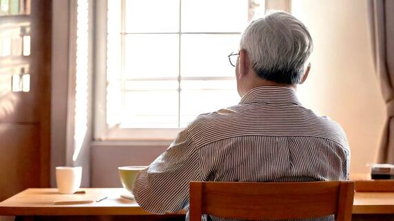 「金はある。でも話し相手がいない」78歳男性、7,500万円の資産を前に“音のないリビング”で浮かんだ〈悔いの残る過去〉