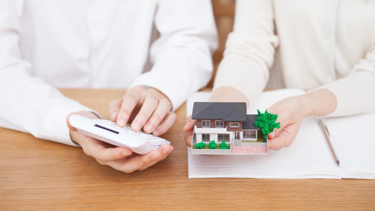 〈住宅ローン控除〉で損をしないための“必須条件”とは？知らずに買うと「控除0円」の恐れも…数百万円の差がつく「マイホーム購入の分かれ道」