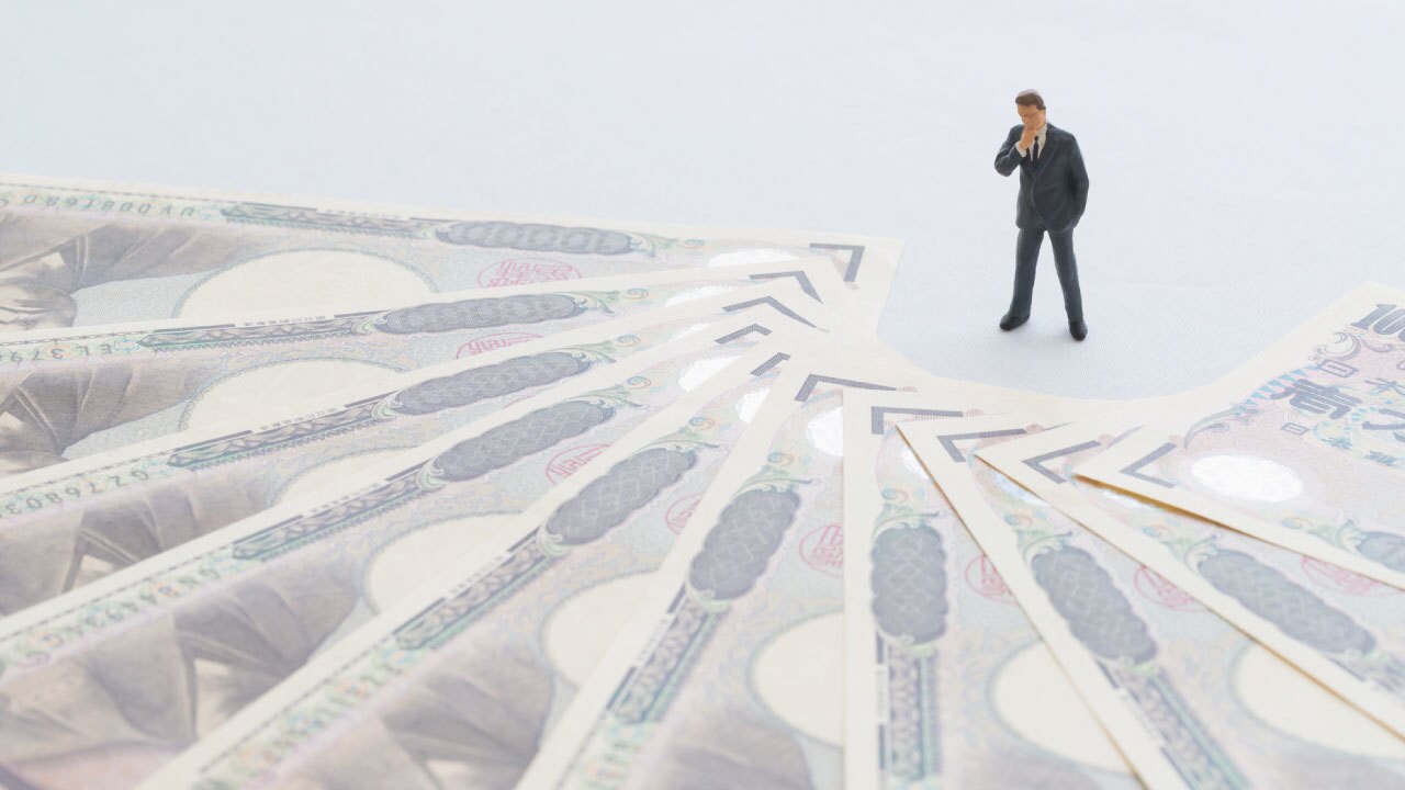 「低解約返戻金型・逓増定期保険」を活用して資産を圧縮する方法