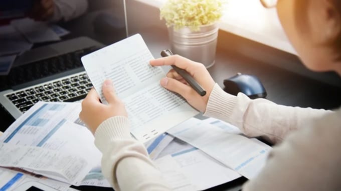 意外な「税金の落とし穴」…金売却で損しないために知っておくべき「5年」と「レシート」のルール