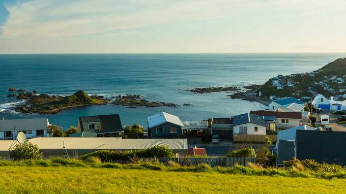 コロナ前の生活に戻ったNZ、不動産市場は活況、価格も上昇中