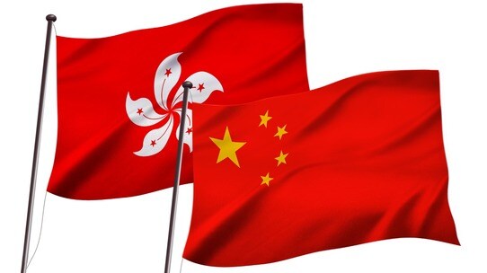 中国当局の株価買付け観測から本土株は続伸、ハンセン指数は5日続落も一時プラス圏まで上昇