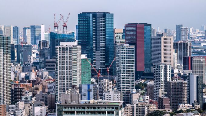不動産投資市場動向（2023年第2四半期）～物流施設とホテルへの投資が増加、投資戦略は賃収増に変化