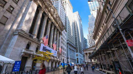「米国株式を30年運用」いくら儲かる?投資の“理想”と“現実”