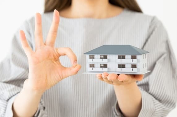 なぜ富裕層は現金より「不動産」で相続税対策をするのか？ プロが解説する資産防衛の成功法則【税理士が解説】