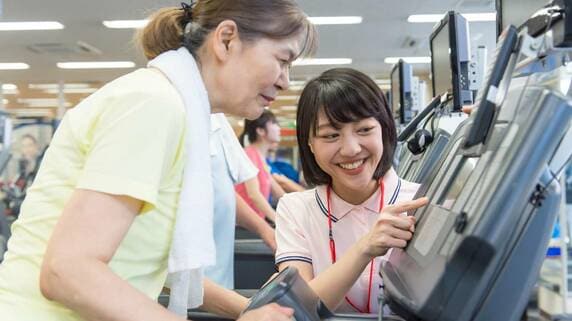 シニア女性を中心に「30分フィットネス」が大人気…20％増配＋特別優待の“大盤振る舞い”で株価急騰した銘柄とは【昨日動いた個別株】